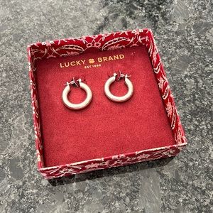 New in Box Lucky Brand Hoop Earrings Silver